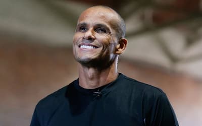 Rivaldo aponta dois favoritos para conseguir acesso na Série B