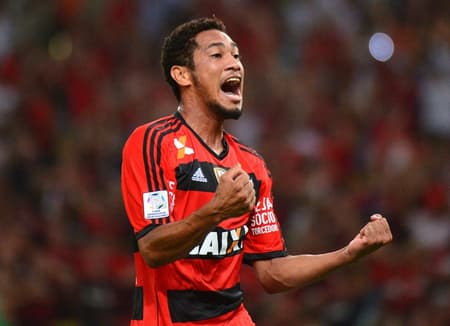 Hernane - Flamengo x Emelec (Foto: Christophe Simon/ AFP))