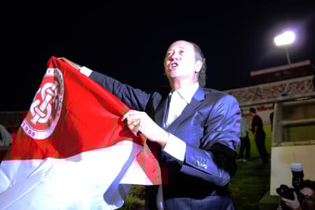 Falcão durante a sua apresentação no Beira-Rio (Foto: Alexandre Lops/Internacional)