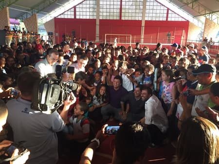 Teliana visita Centro Esportivo em Pernambuco (Foto: Divulgação)