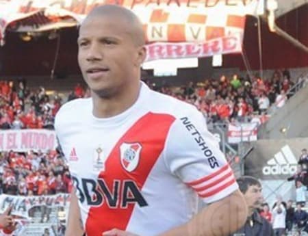 Carlos Sánchez River Plate (Foto: Reprodução/Instagram)