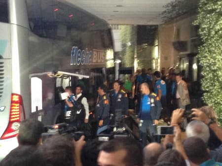 Chegada da Seleção a Buenos Aires (Foto: Divulgação)