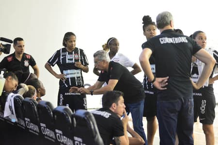 Em busca do tri, Corinthians/Americana começa LBF contra Santo André (Foto: Divulgação)