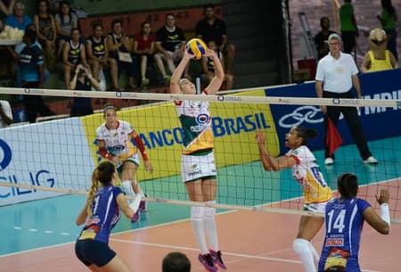 Volei - Concilig/Vôlei Bauru x Renata Valinhos/Country