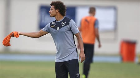 HOME - Treino do Botafogo - Willian Arão (Foto: Cleber Mendes/LANCE!Press)