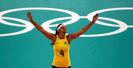 Paula Pequeno - Vôlei