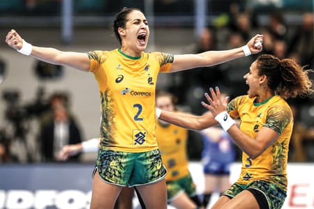 Handebol Feminino Brasil x França (foto:JONATHAN NACKSTRAND / AFP)