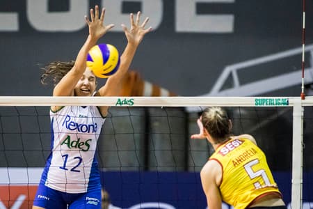Rexona-AdeS teve noite difícil, mas com 17 pontos de Nathália, venceu o Sesi-SP (Foto: Marcio Rodrigues/MPIX/Divulgação)