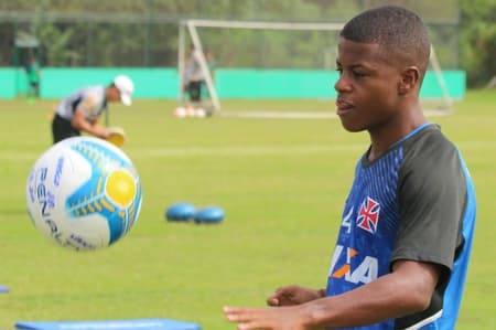 Robinho quer Vasco mais atento na Copa SP