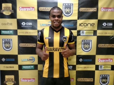 Vinícius Tanque no Volta Redonda
