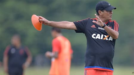 HOME - Treino do Flamengo em Mangaratiba (Foto: Pedro Martins/AGIF/LANCE!Press)
