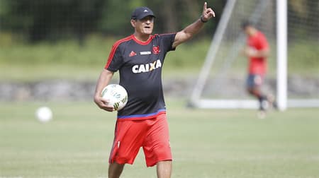 HOME - Treino do Flamengo em Mangaratiba - Muricy Ramalho (Foto: Gilvan de Souza/Flamengo)