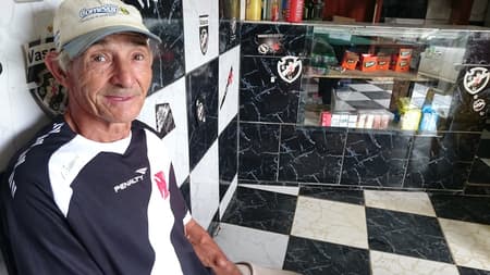 Bar com decoração do Vasco em Pinheiral