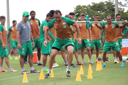 Elenco da Chapecoense treina antes da estreia no Campeonato Catarinense 2016 (Foto: Divulgação / Site Oficial)