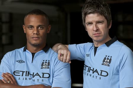 Noel Gallagher e Kompany (Foto: Reprodução/Twitter)