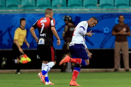 Lateral Hayner valoriza triunfos do Bahia pelo Estadual e Copa do Nordeste