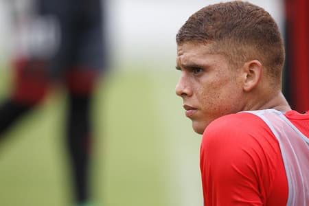 Cuéllar estreou pelo Flamengo contra o América-MG, em Cariacica (Foto: Gilvan de Souza/Flamengo)