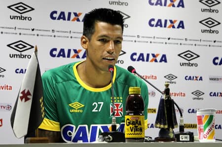 Julio dos Santos (Foto: Paulo Fernandes/Vasco.com.br)