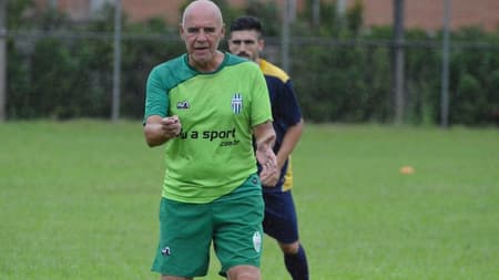 Técnico Valdir Barbosa é desligado do Metropolitano (Fotos: Sidnei Batista/Metropolitano)