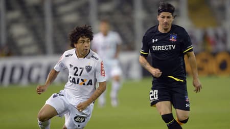 HOME - Colo-Colo x Atlético-MG - Copa Libertadores - Luan e Jaime Valdes (Foto: Martin Bernetti/AFP)