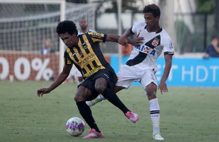 Caio Monteiro não teve boa atuação contra o Volta Redonda (Foto: Paulo Fernandes/Vasco.com.br)