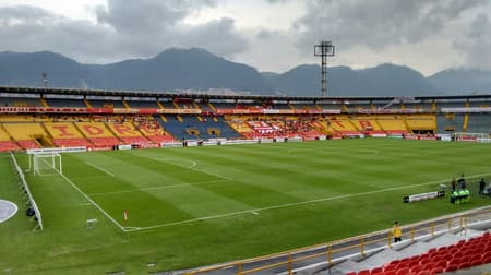 El Campín - Santa Fe x Corinthians