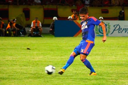 Neto Moura durante jogo do Sport (Foto: Divulgação)