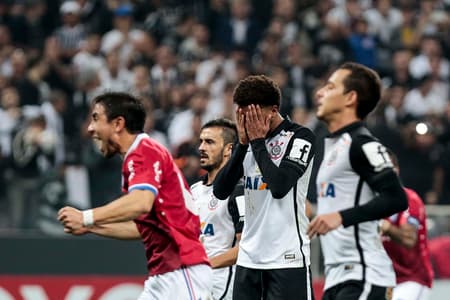 Libertadores - Corinthians x Nacional URU (Foto:Ale Cabral/LANCE!Press)