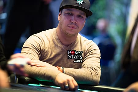 Top 100: Mojave está na 84ª colocação no ranking geral para "Jogador do Ano"