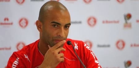 Ronaldo Conceição, ex-zagueiro do Inter, está próximo do Atlético-MG (Foto: Lucas Uebel/Vipcomm)