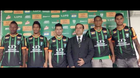 Reforço - América