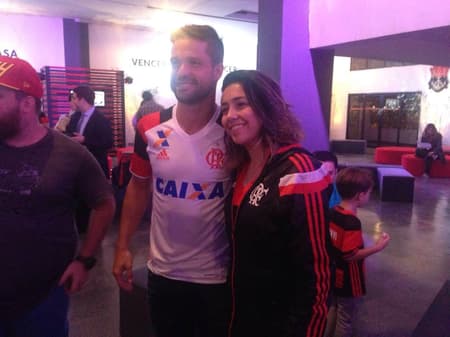 Com presença de Diego, Fla inaugura espaço para sócios curtirem Olimpíada do Rio