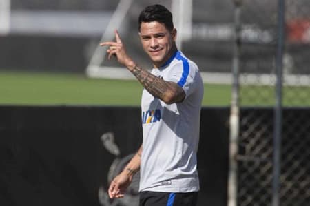 Giovanni Augusto, meia do Corinthians