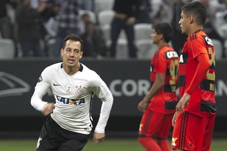 Rodriguinho abriu o placar contra o Sport