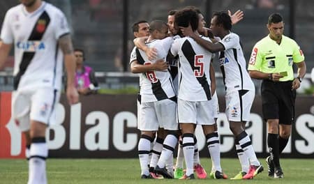 Vasco x Oeste