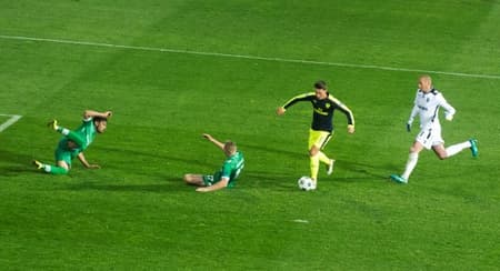 Özil - Ludogoret x Arsenal