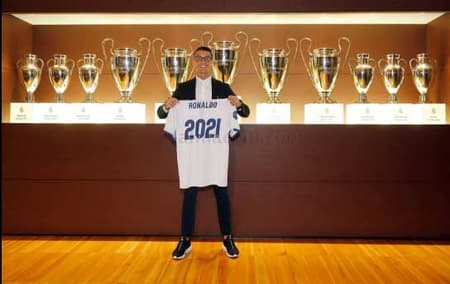 Cerimônia de renovação de Cristiano Ronaldo