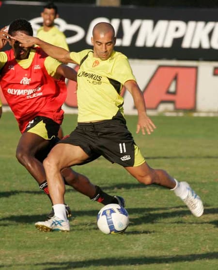 Emerson Sheik - em treino pelo Flamengo em 2009