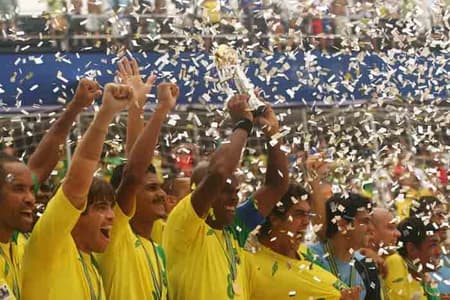 Beach Soccer - Há dez anos, Brasil conquistava o primeiro título da Copa do Mundo FIFA