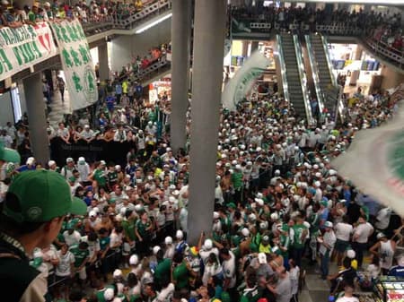 Torcida do Verdão lotou o aeroporto de Congonhas&nbsp;