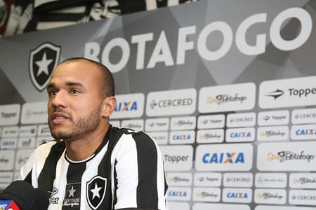Botafogo - Apresentação do Roger