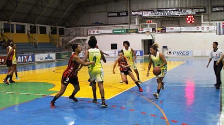 LBF CAIXA - Venceslau vence primeira e tira 100% do Santo André
