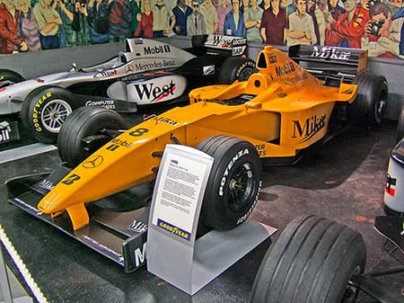 McLaren laranja 1998