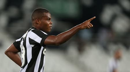 Confira as imagens da vitória do Botafogo sobre o Macaé