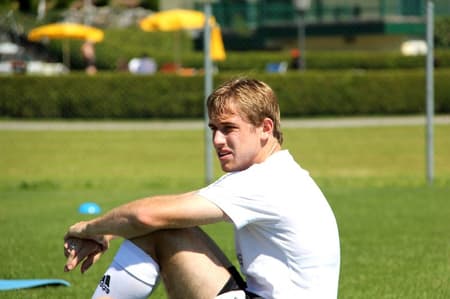 Adilson Warken acertou com o Atlético-MG. O Terek Grozny anunciou na tarde da última terça a saída oficial do jogador
