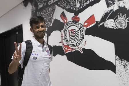 Camacho voltará a jogar pelo Timão