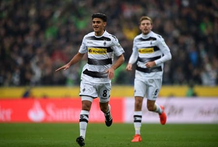 Veja imagens de Mahmoud Dahoud