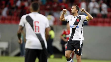 Confira as imagens do clássico