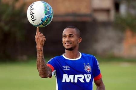 Eduardo - Lateral-direito do Bahia