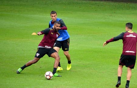 Breno fez apenas seis partidas neste ano pelo São Paulo